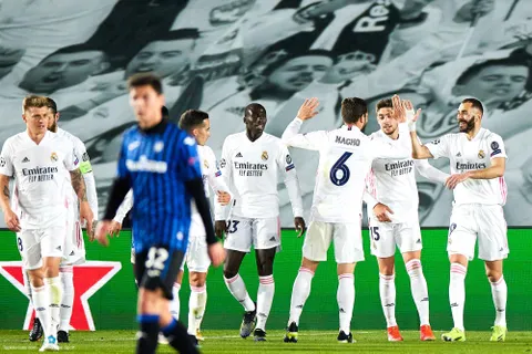 Ligue des champions : le Real Madrid élimine l’Atalanta Bergame, Manchester City se qualifie contre Mönchengladbach