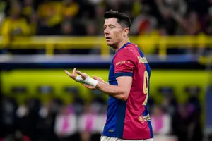 Mercato Barça : une porte de sortie s’ouvre pour Robert Lewandowski