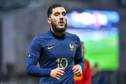 OL : Une folle rumeur tombe sur l’avenir de Cherki