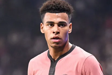 Mercato PSG : Désiré Doué prend une décision pour son avenir