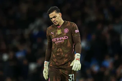 Mercato Manchester City : les Skyblues prêts à une nouvelle folie à 40 M€ pour remplacer Ederson