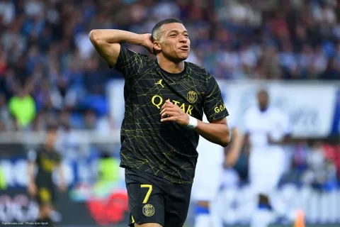 PSG : le vestiaire fracasse Mbappé !