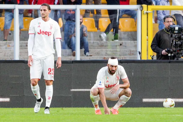 Adrien Rabiot Gonzalo Higuain Juventus