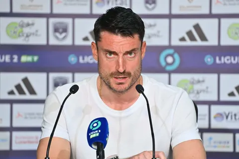 Bordeaux : dans l’œil du cyclone, Riera cash sur son avenir !