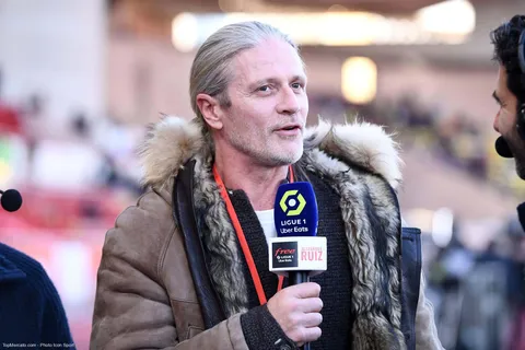 Emmanuel Petit allume Chelsea !