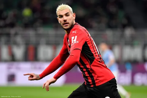 Mercato - Milan AC : Theo Hernandez n’exclut pas un choix fort sur son avenir