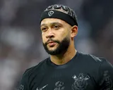 Le superbe coup franc de Memphis Depay au Brésil