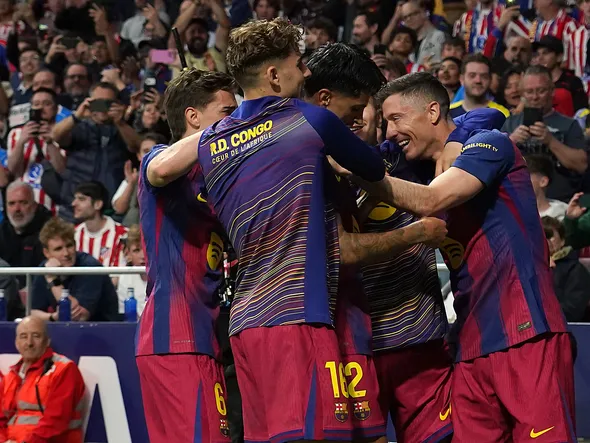 Mercato Barça : “il doit rester” – Le vestiaire veut le garder mais il y a un obstacle pour le transfert de Joao Cancelo