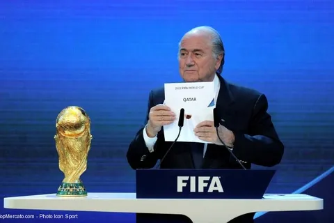 FIFA : Blatter démissionne !