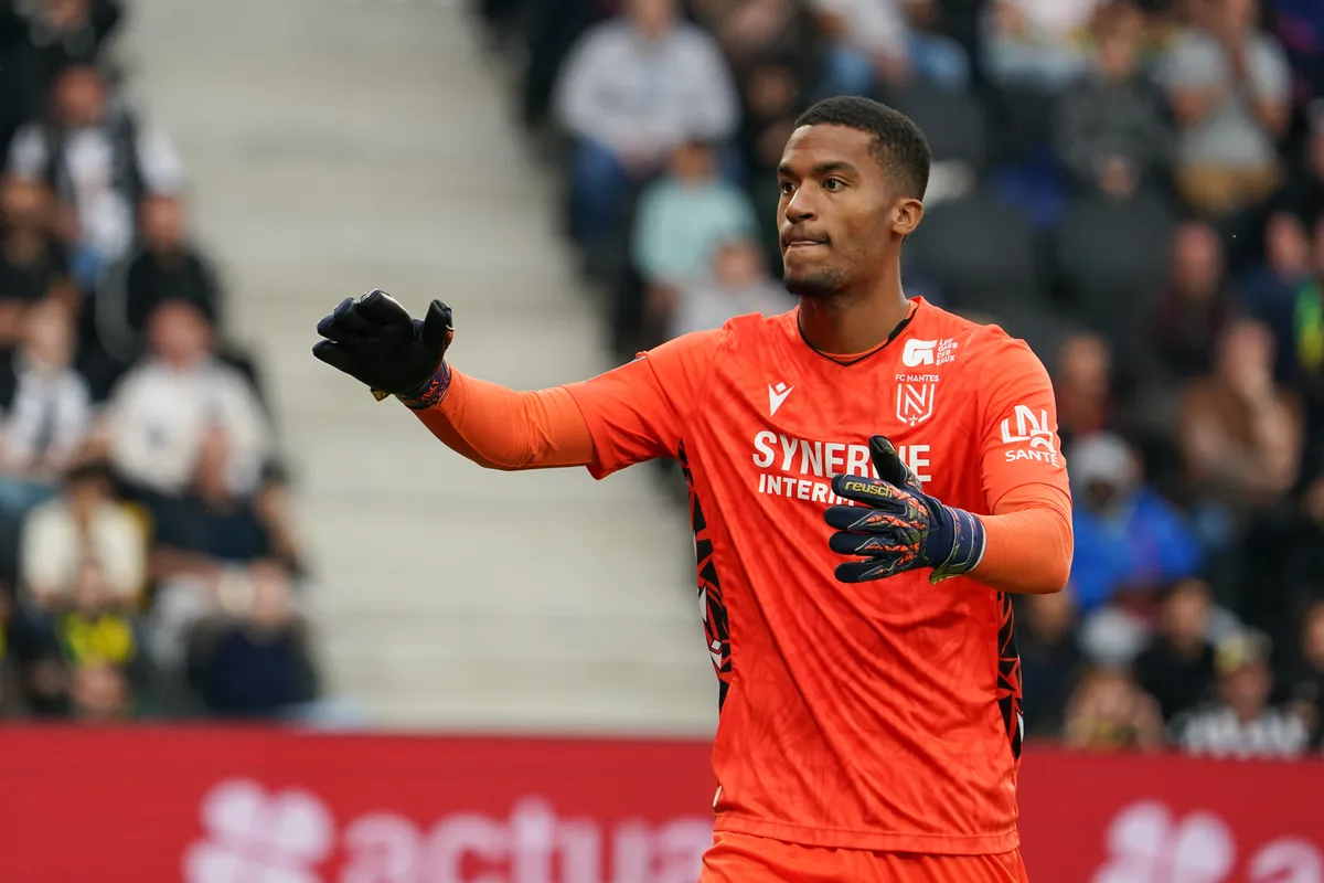 Mercato Nantes : une belle porte de sortie s’offre à Alban Lafont