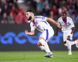 OL : Pierre Sage fait déjà planer une menace sur Mikautadze !