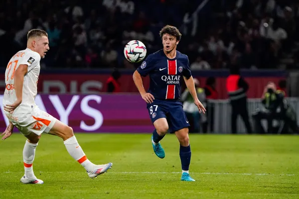 Joao Neves PSG