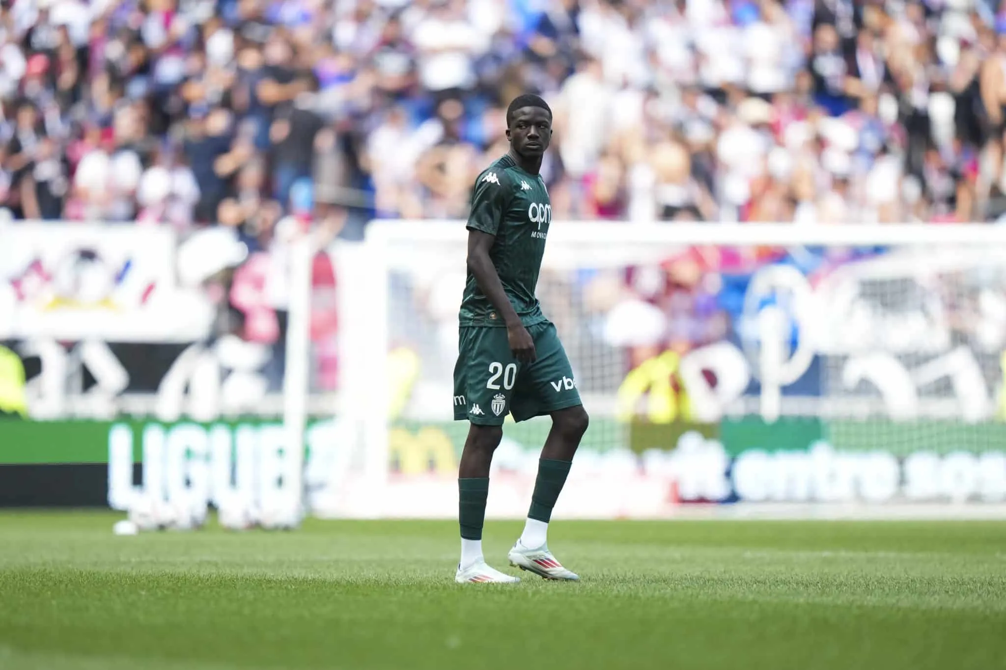 En novembre 2023, l’AS Monaco a recruté Kassoum Ouattara à Amiens pour 2 M€, en qualité de joker. De quel titulaire le Français d’aujourd’hui 19 ans est-il venu compenser la blessure ?