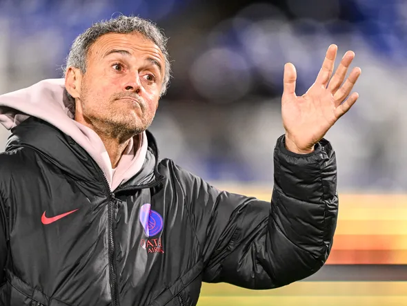 Mercato – Le PSG en concurrence avec Manchester United et Arsenal sur un défenseur de Liga