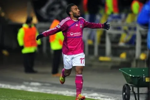 OL : Lacazette voulait “se racheter”