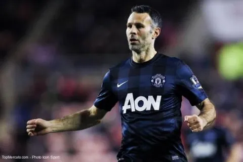 Man Utd : Giggs encore au club la saison prochaine ?