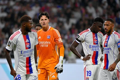 Mercato OL : un titulaire absent un mois, une recrue estivale va avoir sa chance