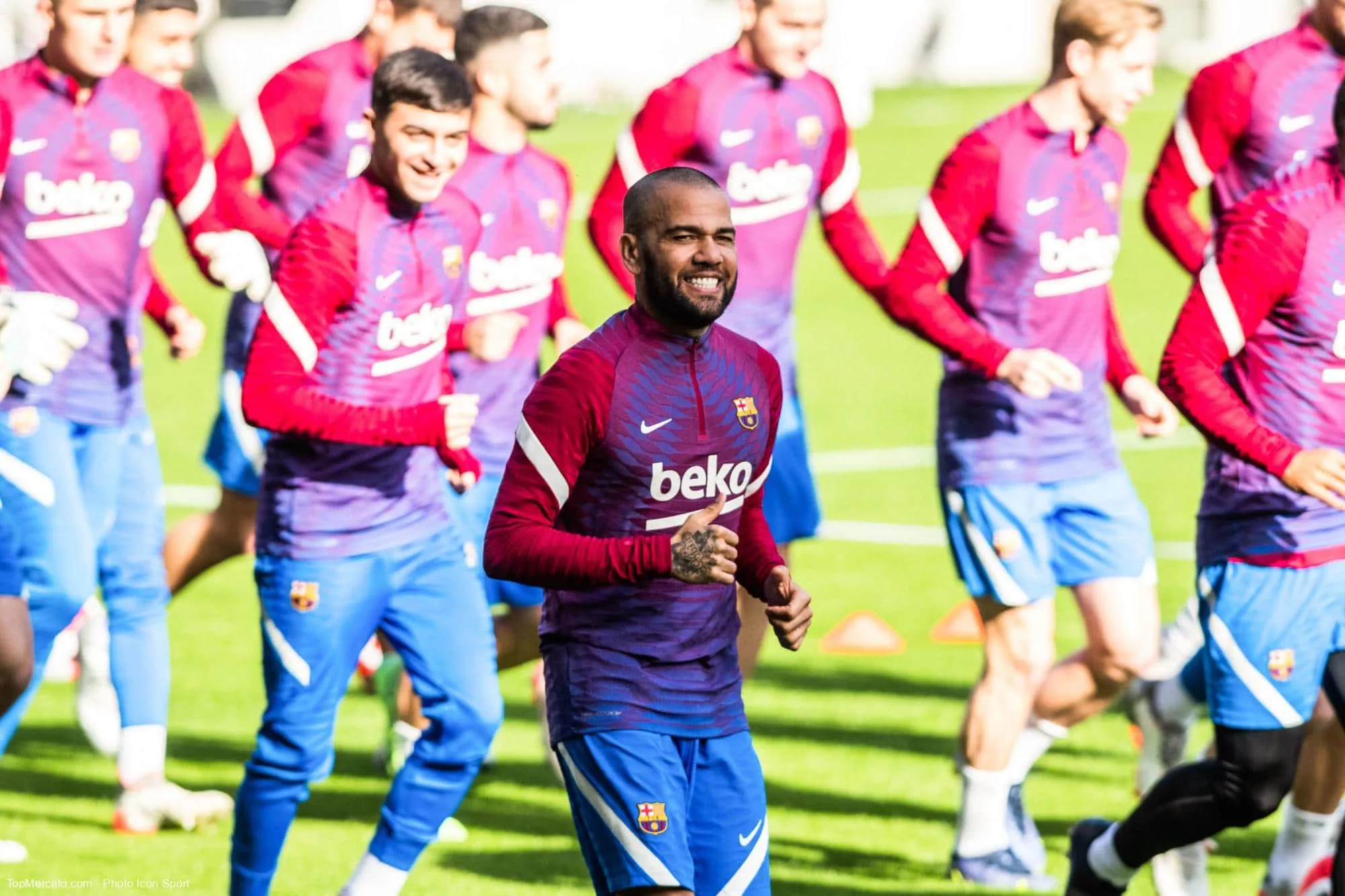 Dani Alves, FC Barcelone