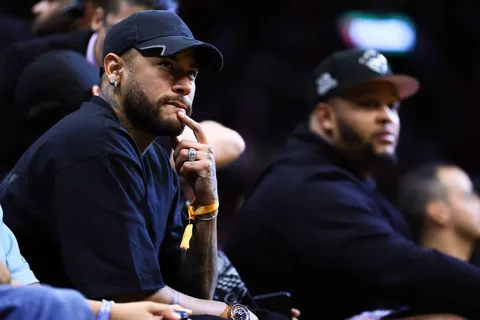 Barça : Neymar répond à la folle rumeur !