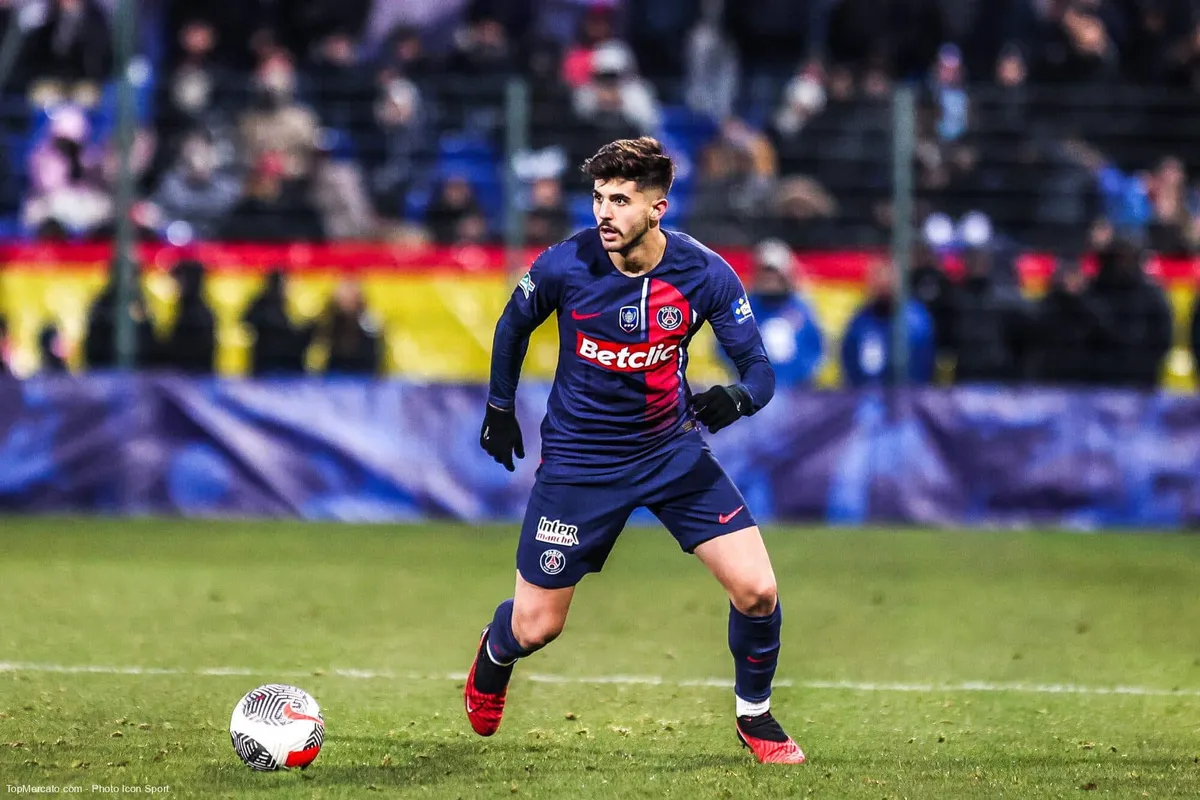 Lucas Beraldo PSG Paris Saint-Germain