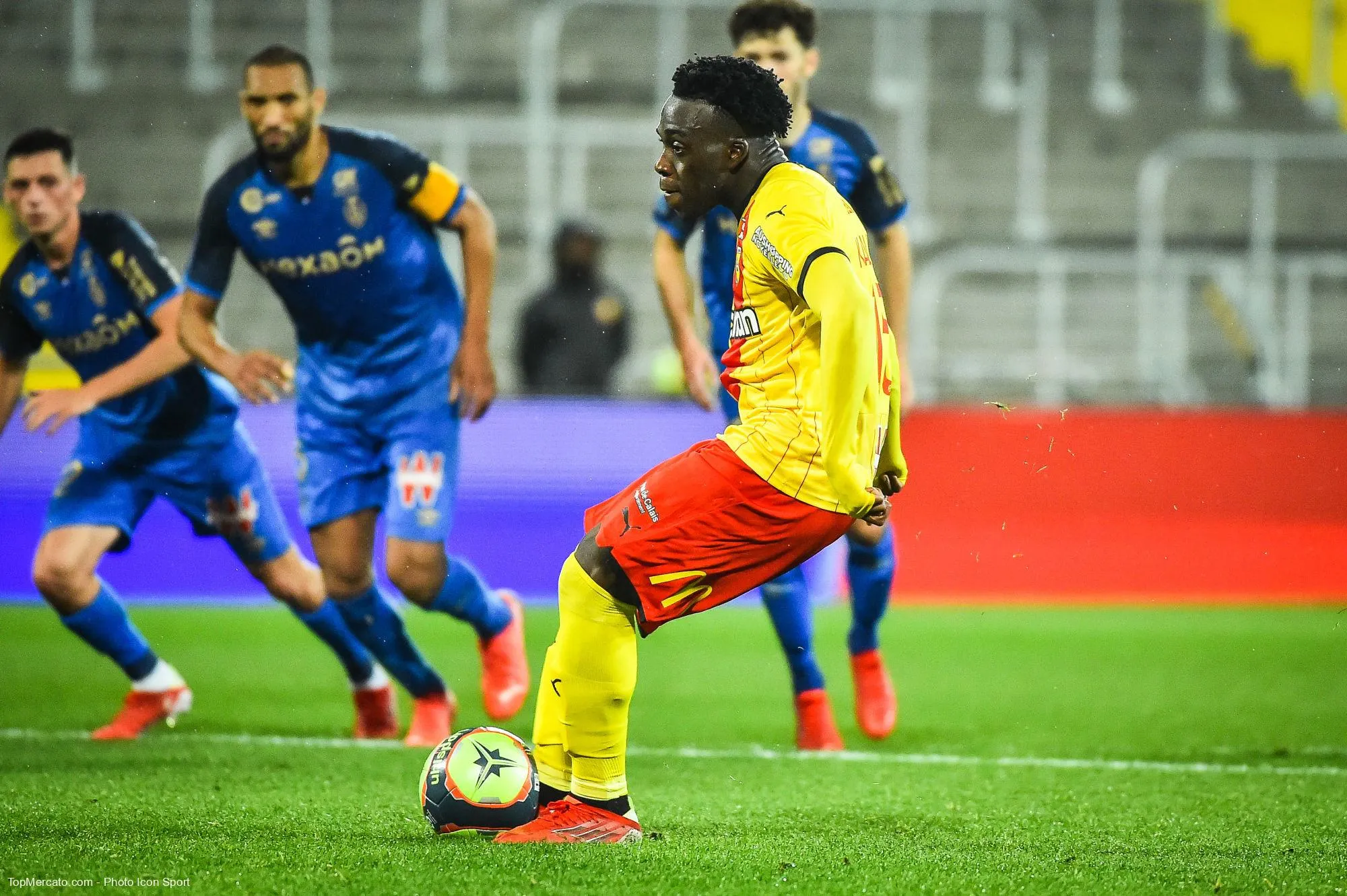 Arnaud Kalimuendo, match Racing Club de Lens-Stade de Reims
