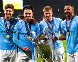 Man City : porte de sortie prestigieuse pour Walker