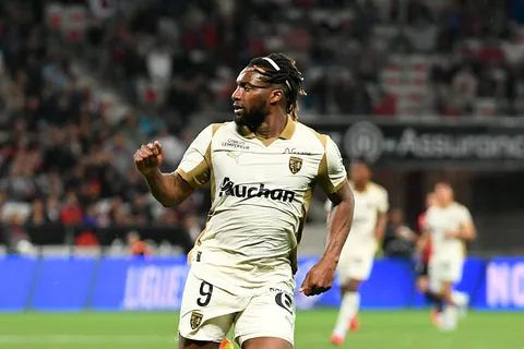 Mercato Lens : Allan Saint-Maximin fait rêver un promu en Serie A, des discussions entamées