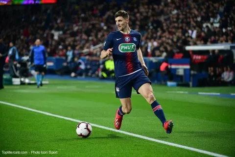 PSG : l’Inter veut récupérer Meunier