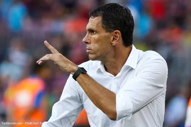 Bordeaux : De Tavernost adresse un tacle à Poyet