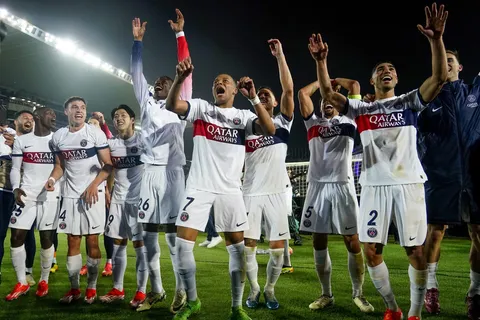 Le PSG et la Ligue 1 trollent méchamment le Barça !