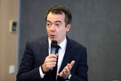 LFP : largement battu, Linette balance une première réaction