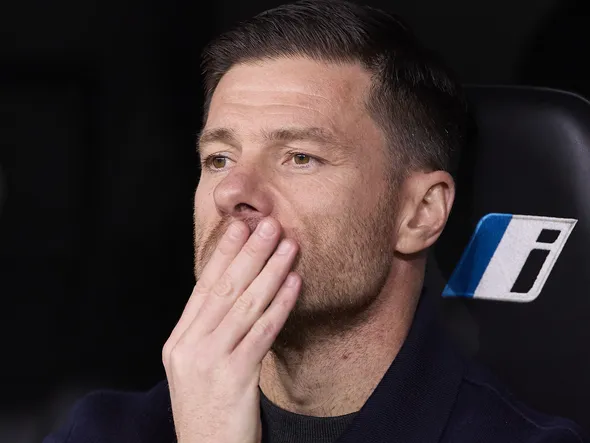 Mercato Liverpool : “le pire timing de l’histoire du club…”, une énorme erreur commise avec Xabi Alonso ?
