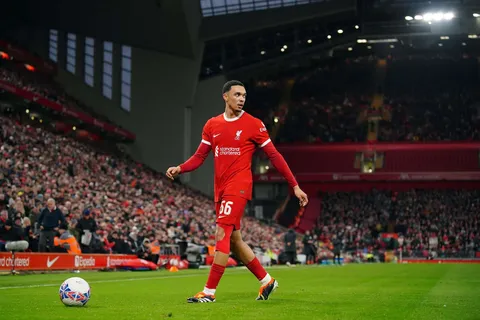 Liverpool : Alexander-Arnold taclé par un autre taulier de Manchester City