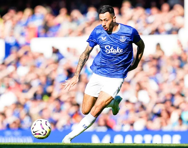 Dwight McNeil Everton