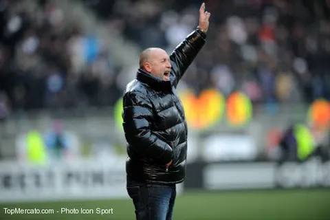 Caen, Dumas  : “Un plan anti-passes pour Giroud”