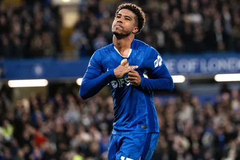 Mercato Chelsea : prix fixé pour le sacrifié Andrey Santos, Manchester United déjà prêt à bondir sur l’occasion