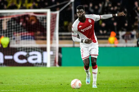 Mercato - Badiashile à Chelsea, sa première réaction tombe