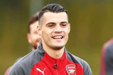 Arsenal : Xhaka rempile jusqu’en 2023 (Officiel)