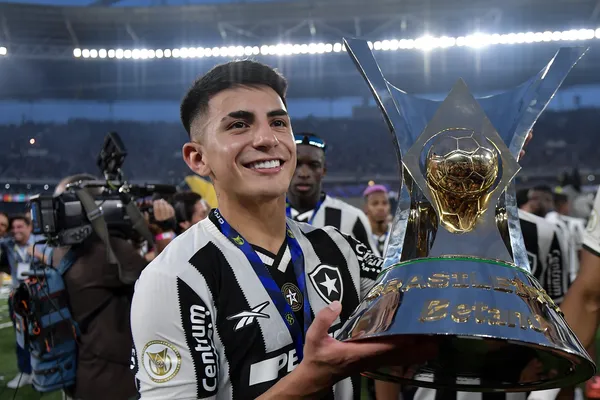 Thiago Almada Botafogo