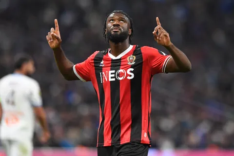 Mercato Nice : une double touche pour Terem Moffi, l’un des grands favoris à un départ