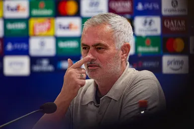 Mercato Real Madrid : “je ne pense pas qu’ils demanderont à partir”, Mourinho donne des indices sur l’avenir de deux joueurs