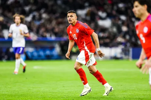 Mercato - OM : Alexis Sanchez mis en salle d’attente par un autre club !