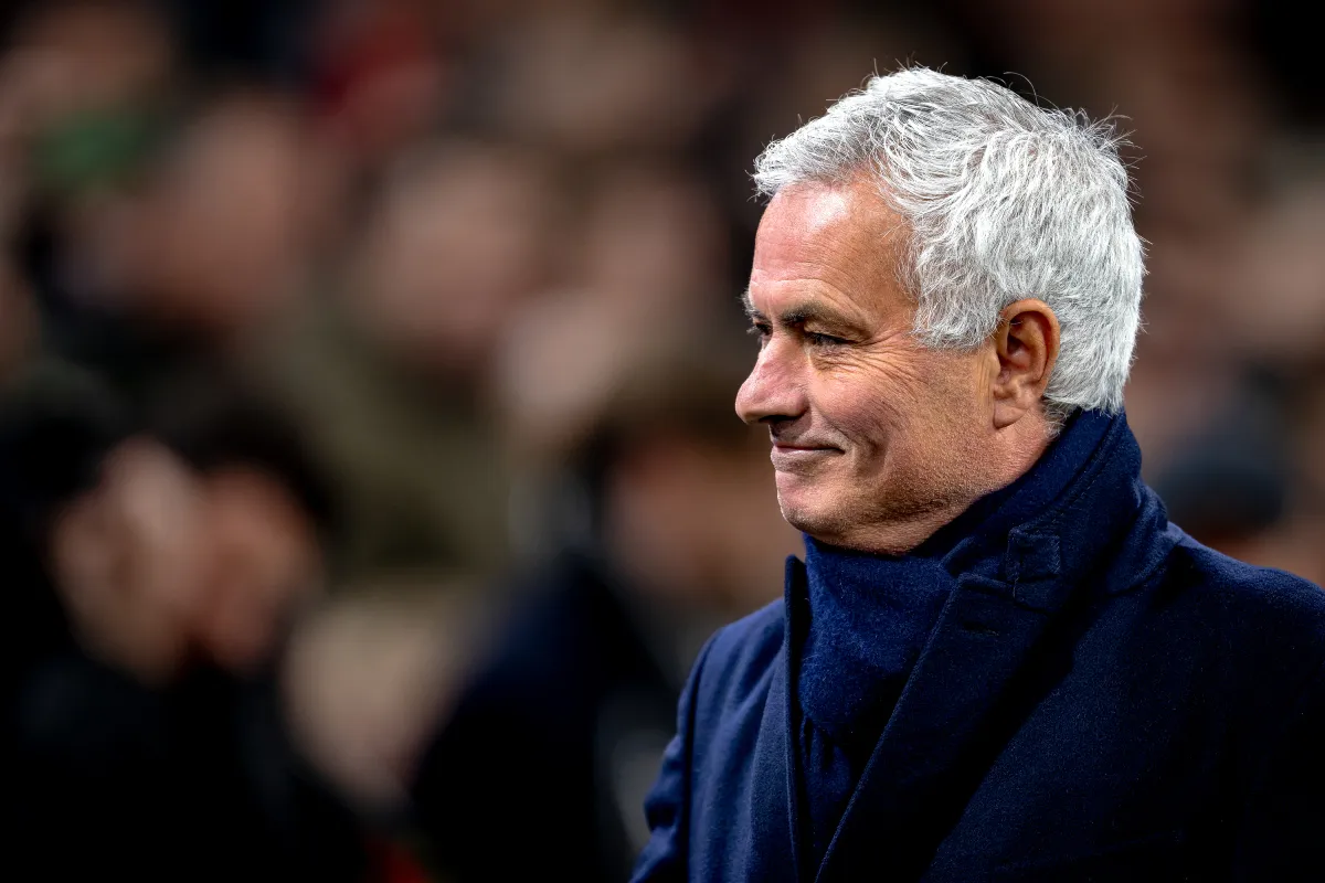 Real Madrid : José Mourinho ambitionne de retrouver un ancien milieu de Manchester United au mercato