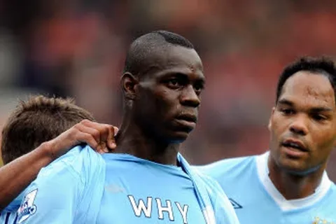 Mario Balotelli fait encore des siennes !