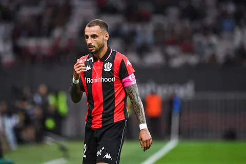 Nice : Metz, un match pour mettre fin au débat Jonathan Clauss ?
