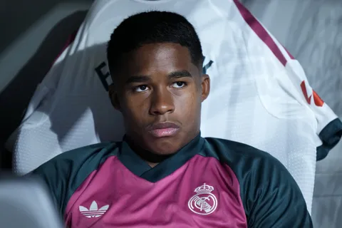 Mercato Real Madrid : Endrick vers un prêt cet hiver ? L’agent de l’ancien buteur de l’OL sort du silence