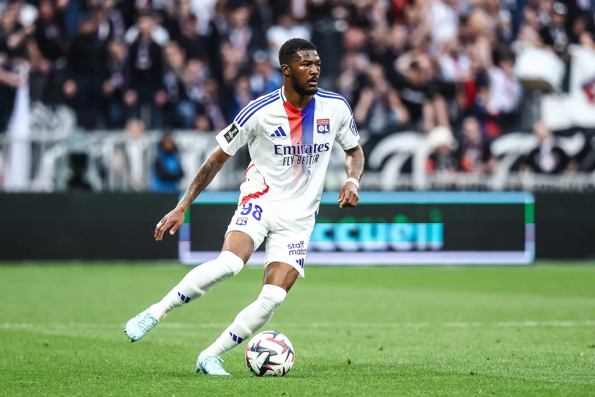 Ainsley Maitland-Niles OL Lyon
