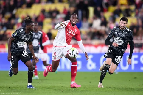 Monaco : “On ne se focalise pas…”, Zakaria prévient le PSG