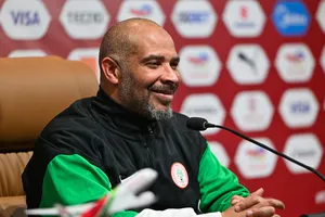 Mercato – Devancé par Beye à l’OM, Eric Chelle propose ses services à un autre club de L1