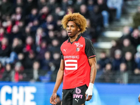 Mercato Rennes : 3 profils ambitieux pour reconstruire la défense, orpheline de Jérémy Jacquet